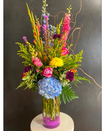 Color Contemporary Flower Arrangement