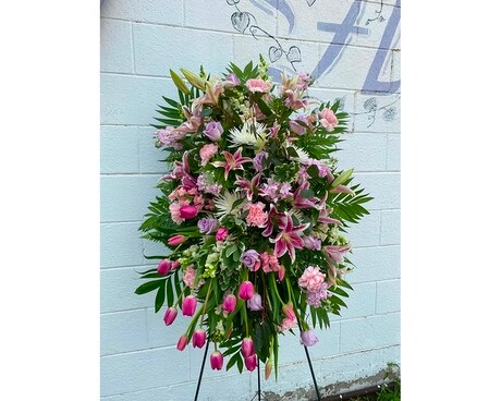 Standing Spray Flower Arrangement