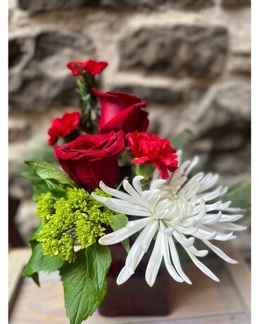 Be My Valentine Flower Arrangement