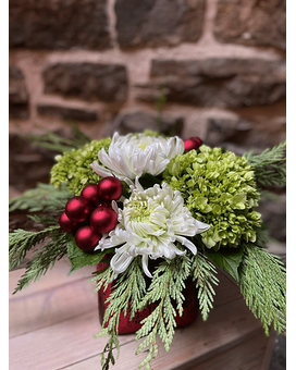 Christmas Classic Flower Arrangement