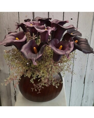 Black Calla Lily Flower Arrangement
