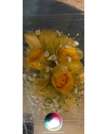 Spray Rose Corsage Corsage