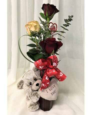 Sweet Hug Bouquet Flower Arrangement