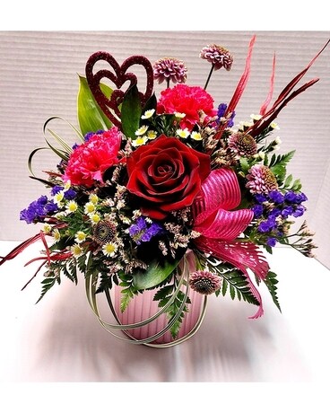 My Precious  Valentine/ Valentin Précieux Flower Arrangement