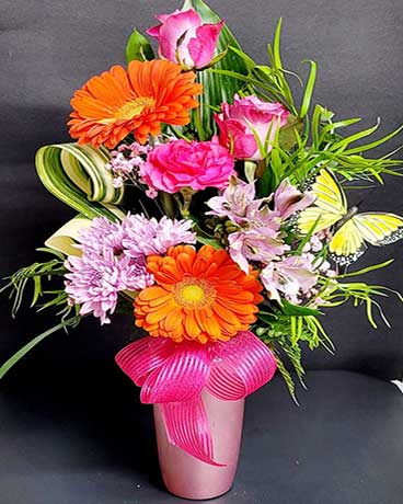 Delightful butterfly ! Flower Arrangement