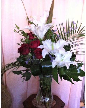 Lily and Roses Flower Arrangement