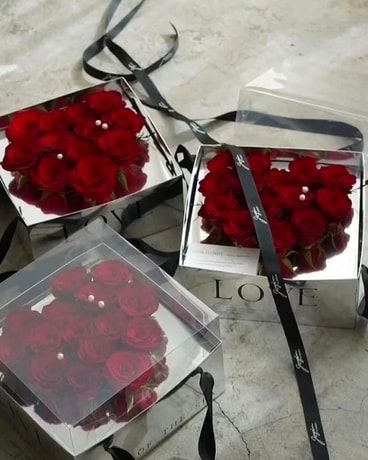 Silver Heart Roses Box Flower Arrangement
