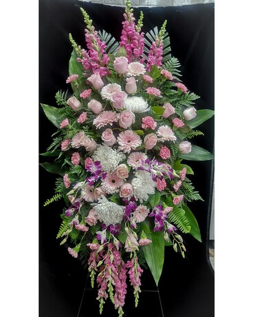 pink color spray Flower Arrangement