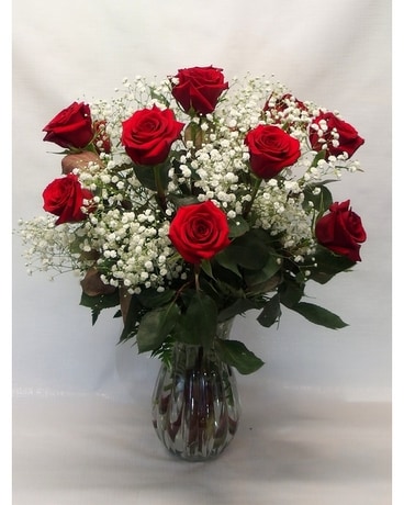 Long Stem Roses Arranged in Hollidaysburg PA - Warner's Florist Gifts &  Greenhouse