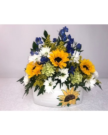 Ceramic Mail Holder Flower Arrangement