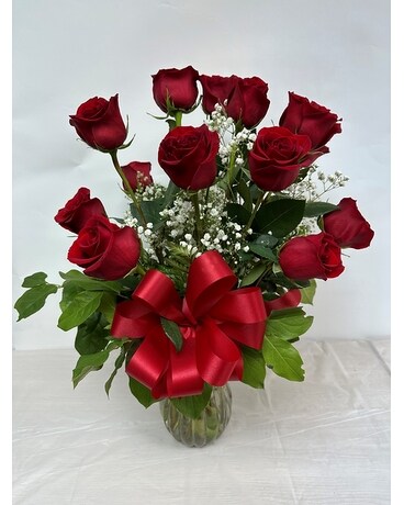 V245 Dozen Red Roses Flower Arrangement