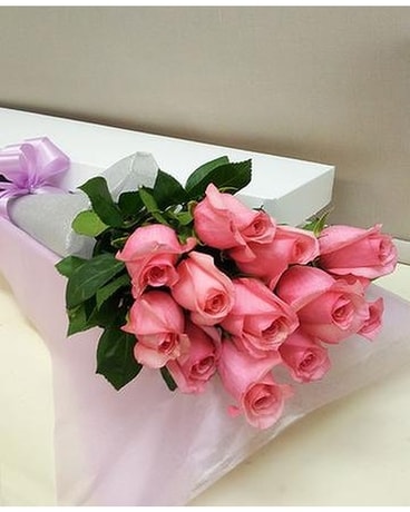 Twelve Pink Roses in a box Flower Arrangement