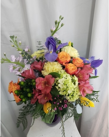 Spring Fling Flower Arrangement