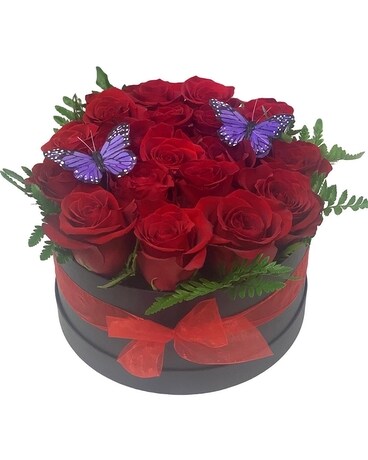 Rose Hat Box Flower Arrangement