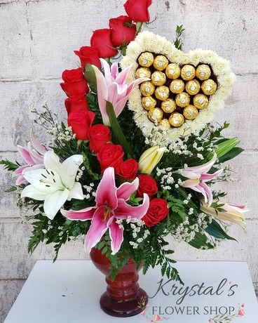 Swirl Bouquet & Ferrero Heart Flower Arrangement