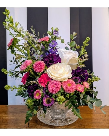 SeaTac Florist - Flower Delivery by Loves Buds & Blooms