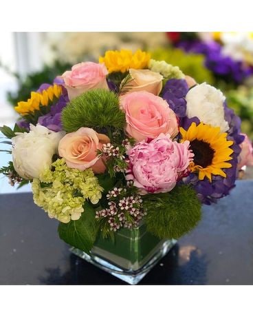 Summer Sun Flower Arrangement