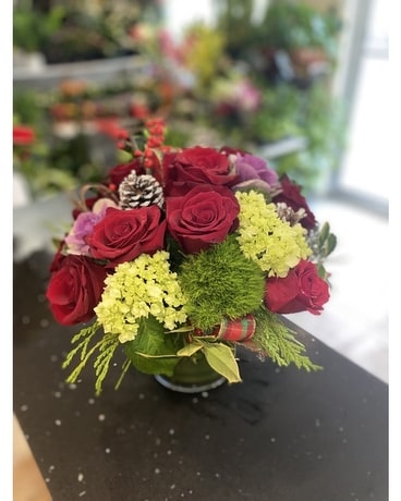 Holly Jolly Flower Arrangement