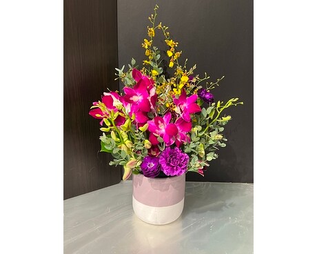 MD Collection G Flower Arrangement