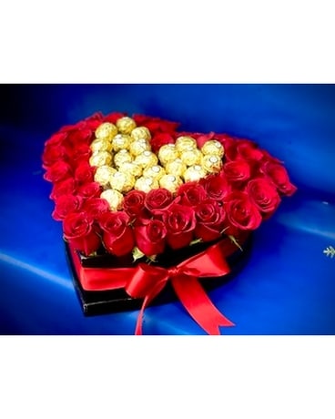 Sweet Roses Heart Flower Arrangement