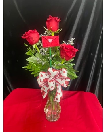 Triple rose vase