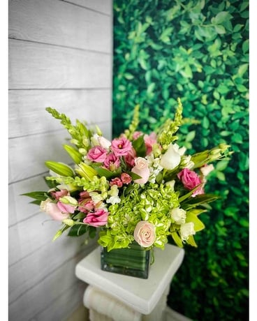 Astonishing Pinks and Greens Flower Arrangement