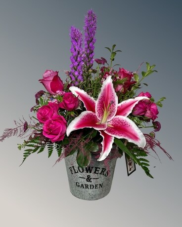 Star Gazer Garden Flower Arrangement
