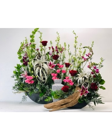 Urn Bouquet w/Air Plants Sympathy Arrangement