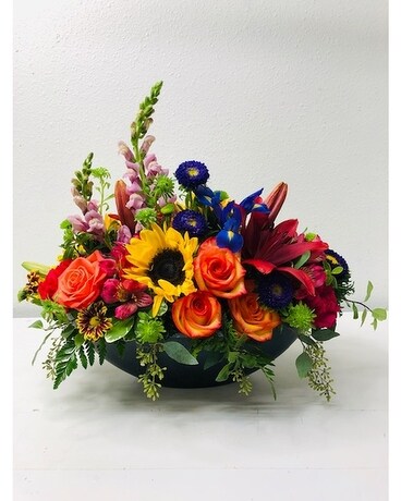Bold & Beautiful Flower Arrangement