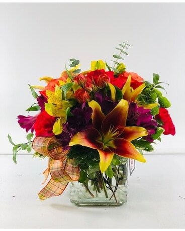 Sunset Lily Flower Arrangement
