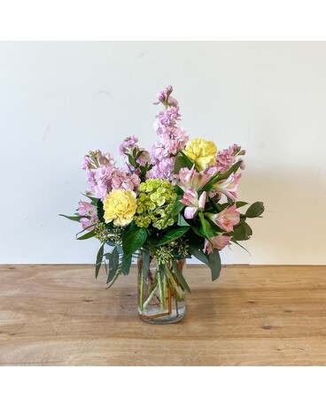 Springtime treasure Flower Arrangement