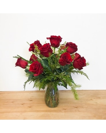 Christmas Dozen Flower Arrangement