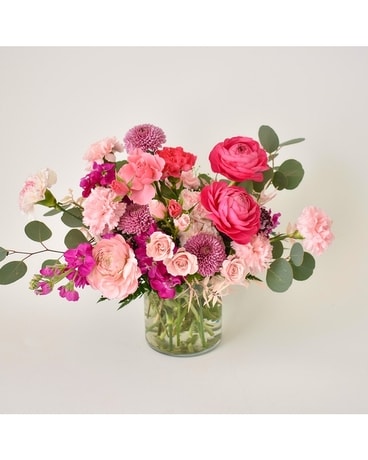 Pink Collection- Lovely & Lush Flower Arrangement