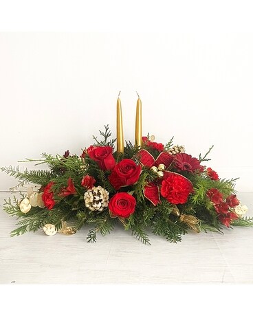 Mrs. Claus Centerpiece - Gorgeous & Grand Flowers
