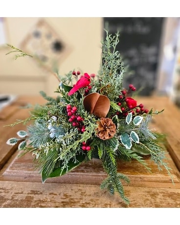 Cardinal love Flower Arrangement