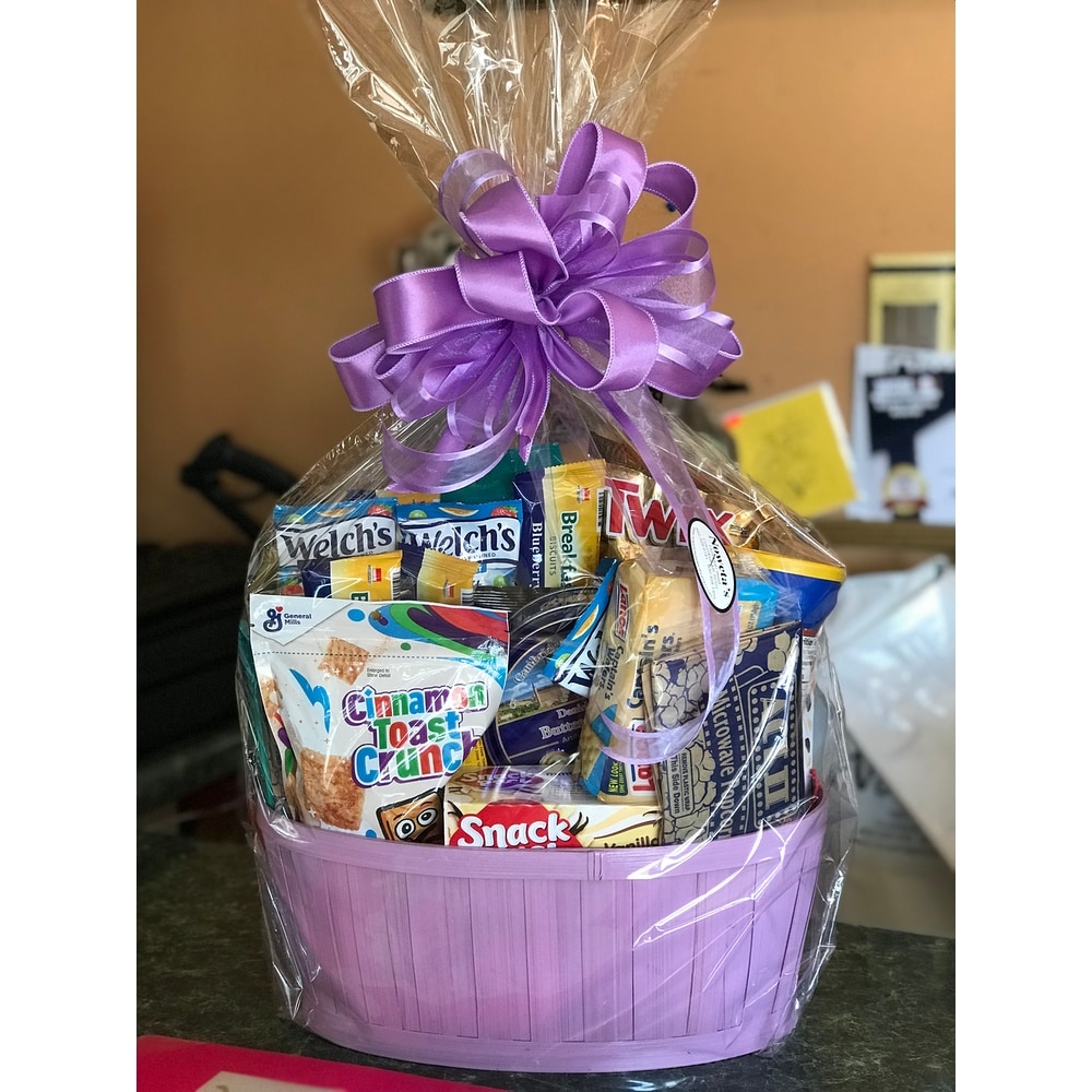 SWEET & SAVORY SNACK BASKET in Columbus MS - Noweta's Florist
