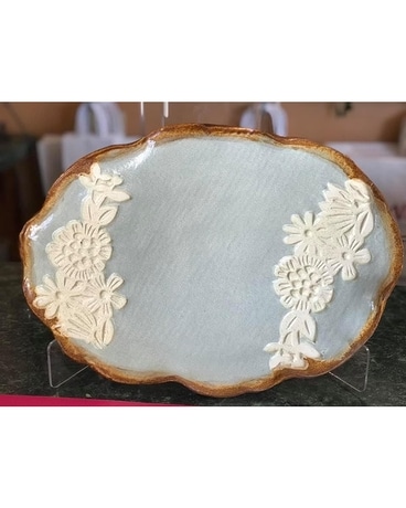 Oval Pottery Tray Gifts