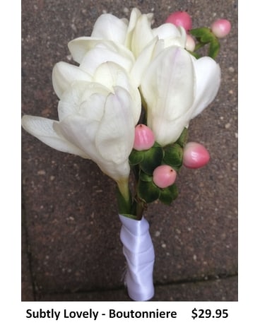 Subtly Lovely Boutonniere Flower Arrangement