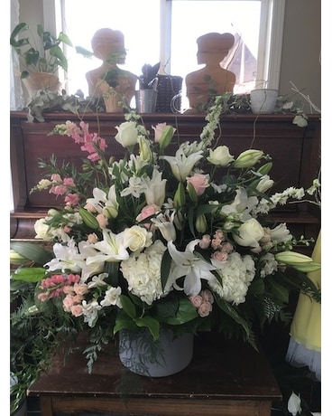 Amazing Grace Funeral Arrangement