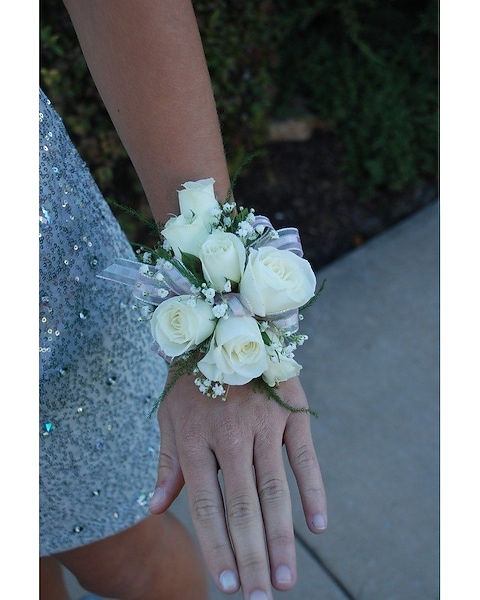 Corsage #2 in Berwyn IL - Berwyn's Violet Flower Shop