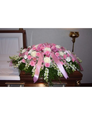Casket Spray 28 Flower Arrangement
