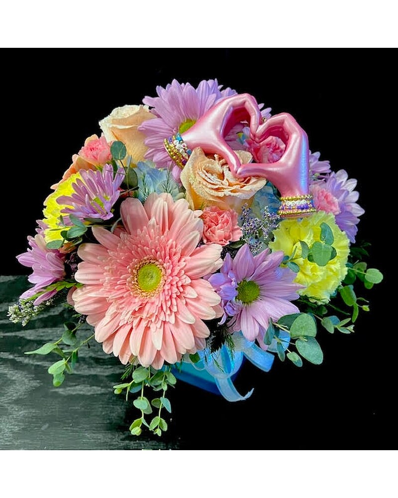 Flowers for Love & Romance Delivery Frankfort IL - The Flower Cottage