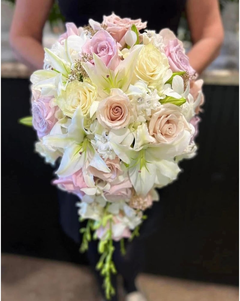 Bridal Bouquet Delivery Frankfort IL - The Flower Cottage