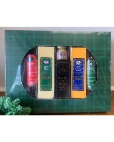 Heart of Wisconsin Large Gourmet Box Gift Basket