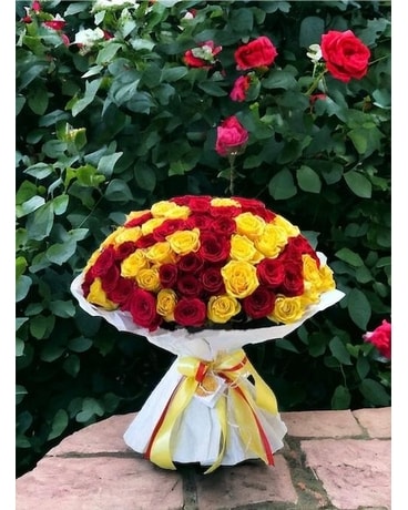 HAPPIEST TIME Flower Arrangement