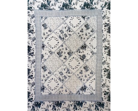 Grey Floral Quilt Gifts