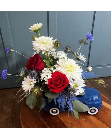 Patriotic Truck Flower Arrangement