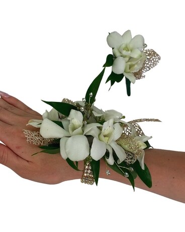 Kylie and Timothee Corsage