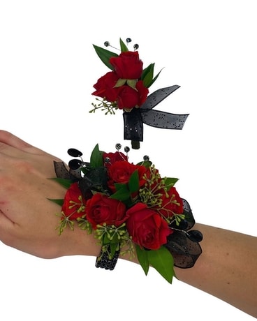 Zendaya and Tom Corsage