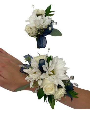 Keighley & Miles Corsage